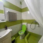 Costin - De închiriat *